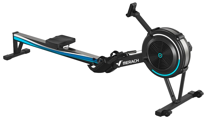 Le rameur Merach R50 noir et bleu affiche un volant d’inertie circulaire, un siège rembourré et des repose-pieds sur une structure pliable latérale.